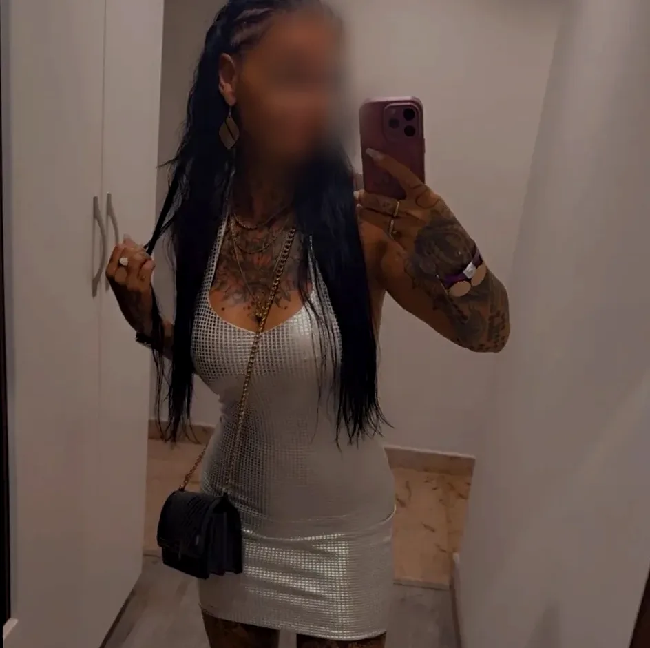 Jasmin, 36