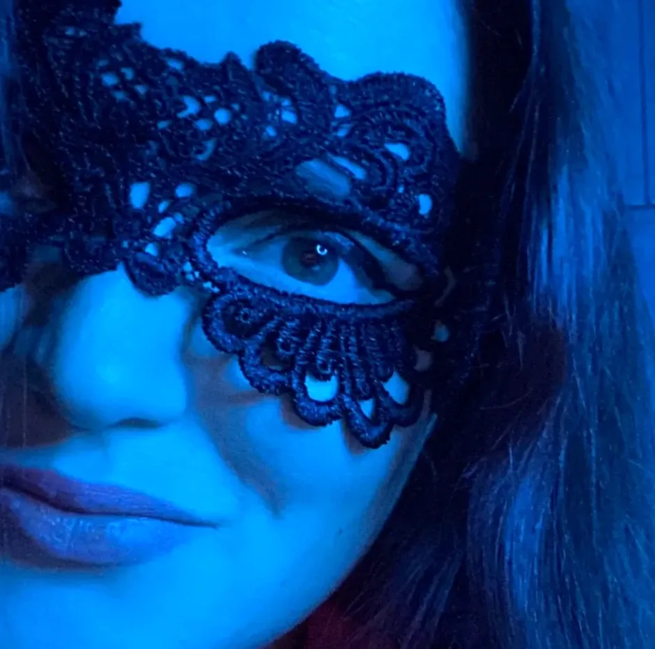 Nadja, 29