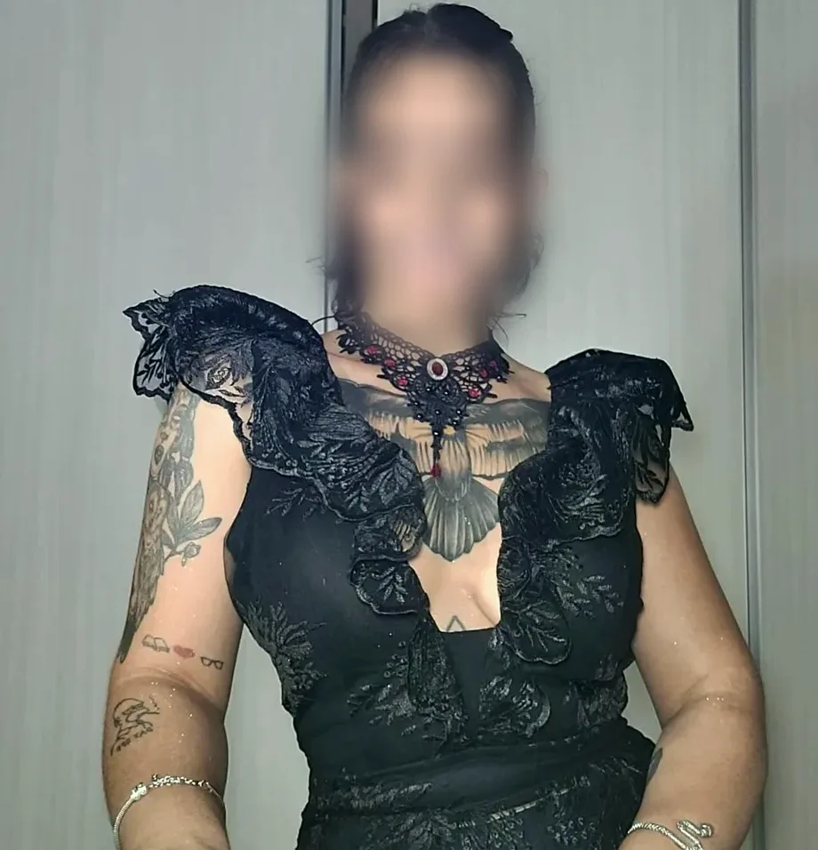 Viktoria, 30